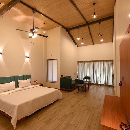 E&G Green Courts Resort At Koroli Hill Station Nashik Εξωτερικό φωτογραφία