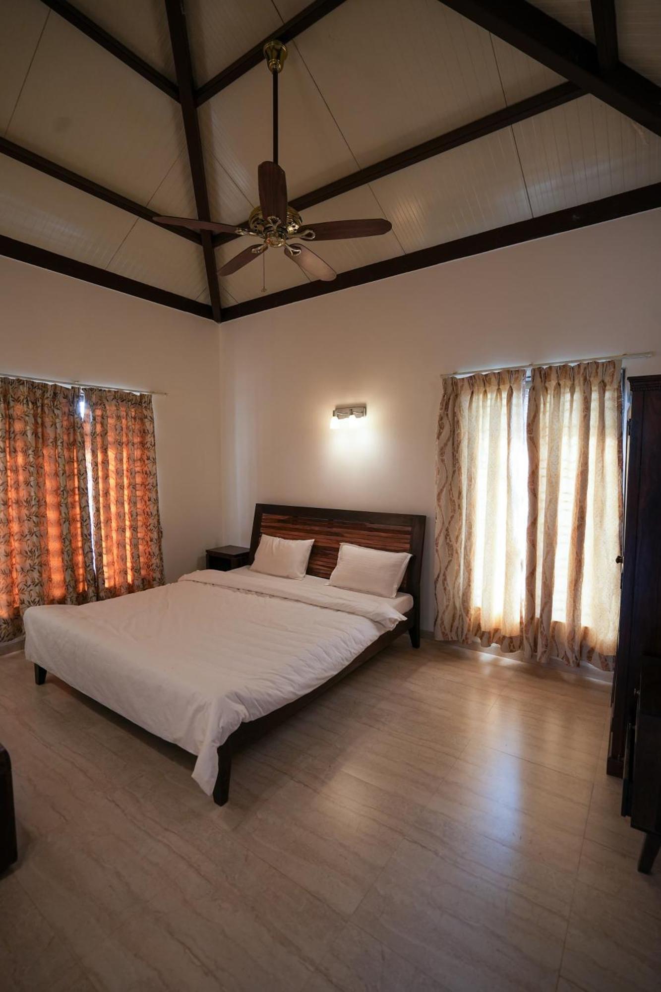 E&G Green Courts Resort At Koroli Hill Station Nashik Εξωτερικό φωτογραφία
