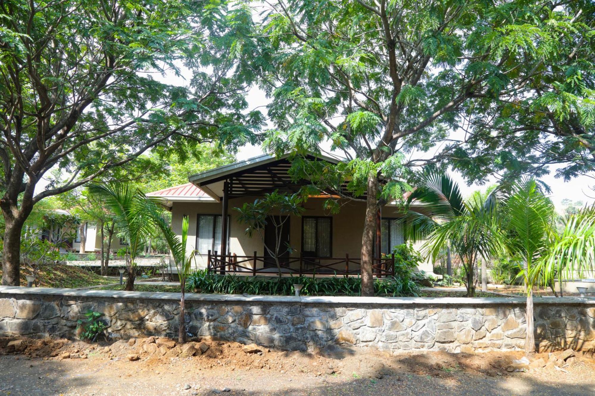 E&G Green Courts Resort At Koroli Hill Station Nashik Εξωτερικό φωτογραφία