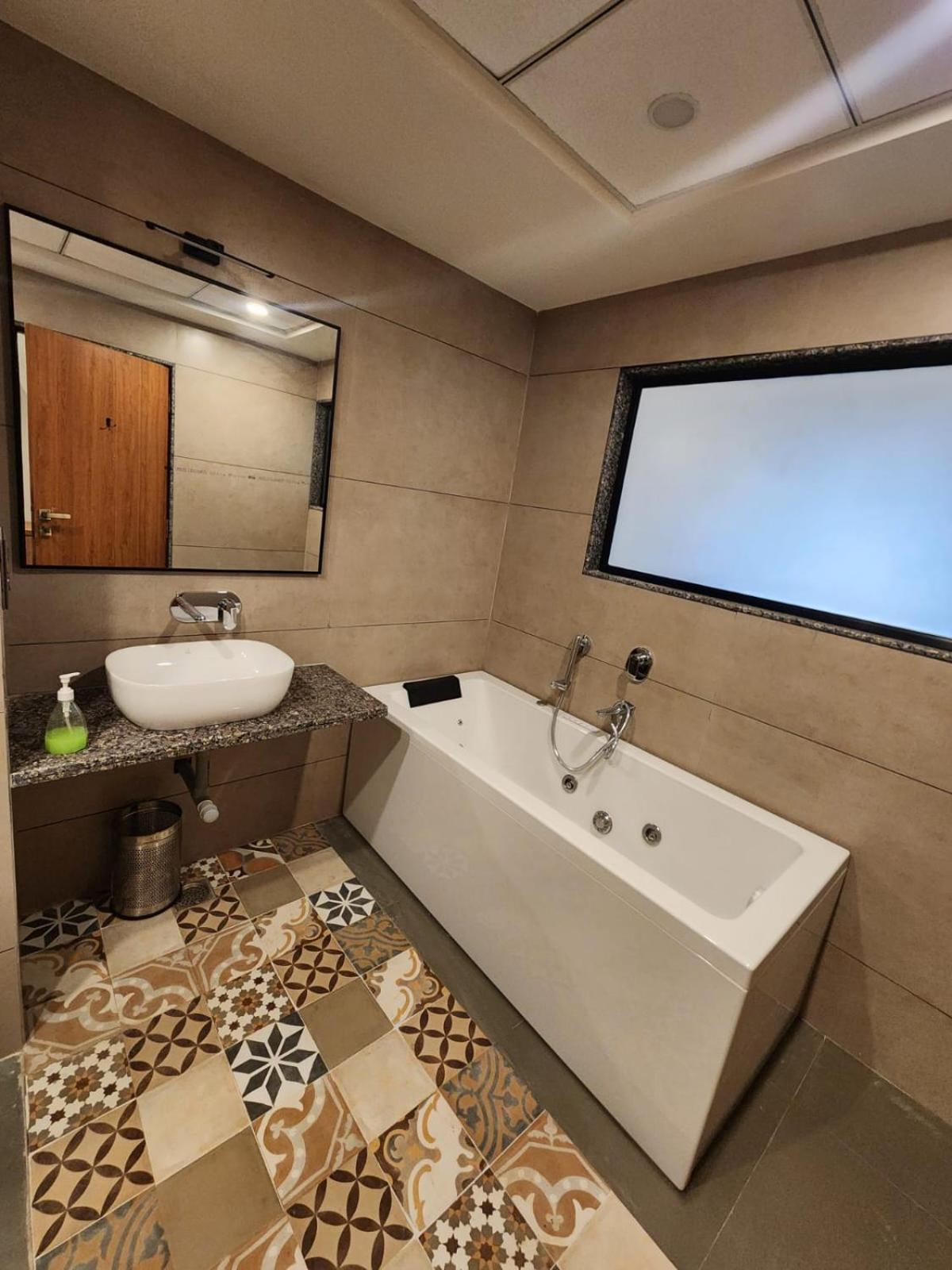 E&G Green Courts Resort At Koroli Hill Station Nashik Εξωτερικό φωτογραφία