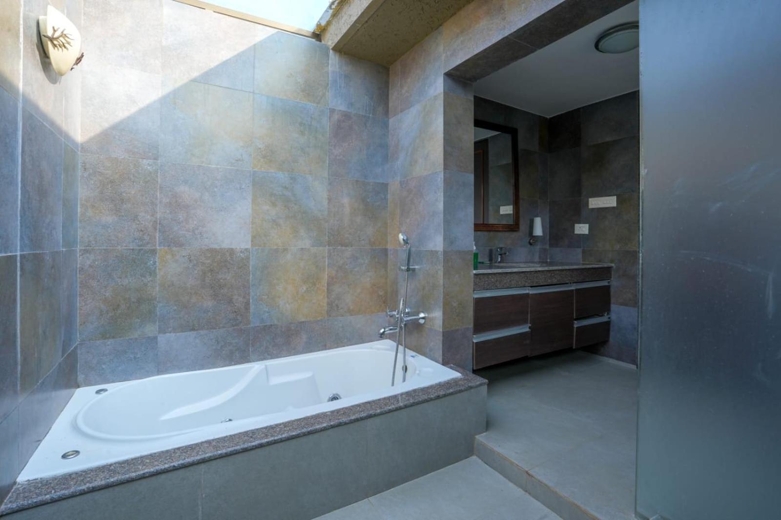 E&G Green Courts Resort At Koroli Hill Station Nashik Εξωτερικό φωτογραφία