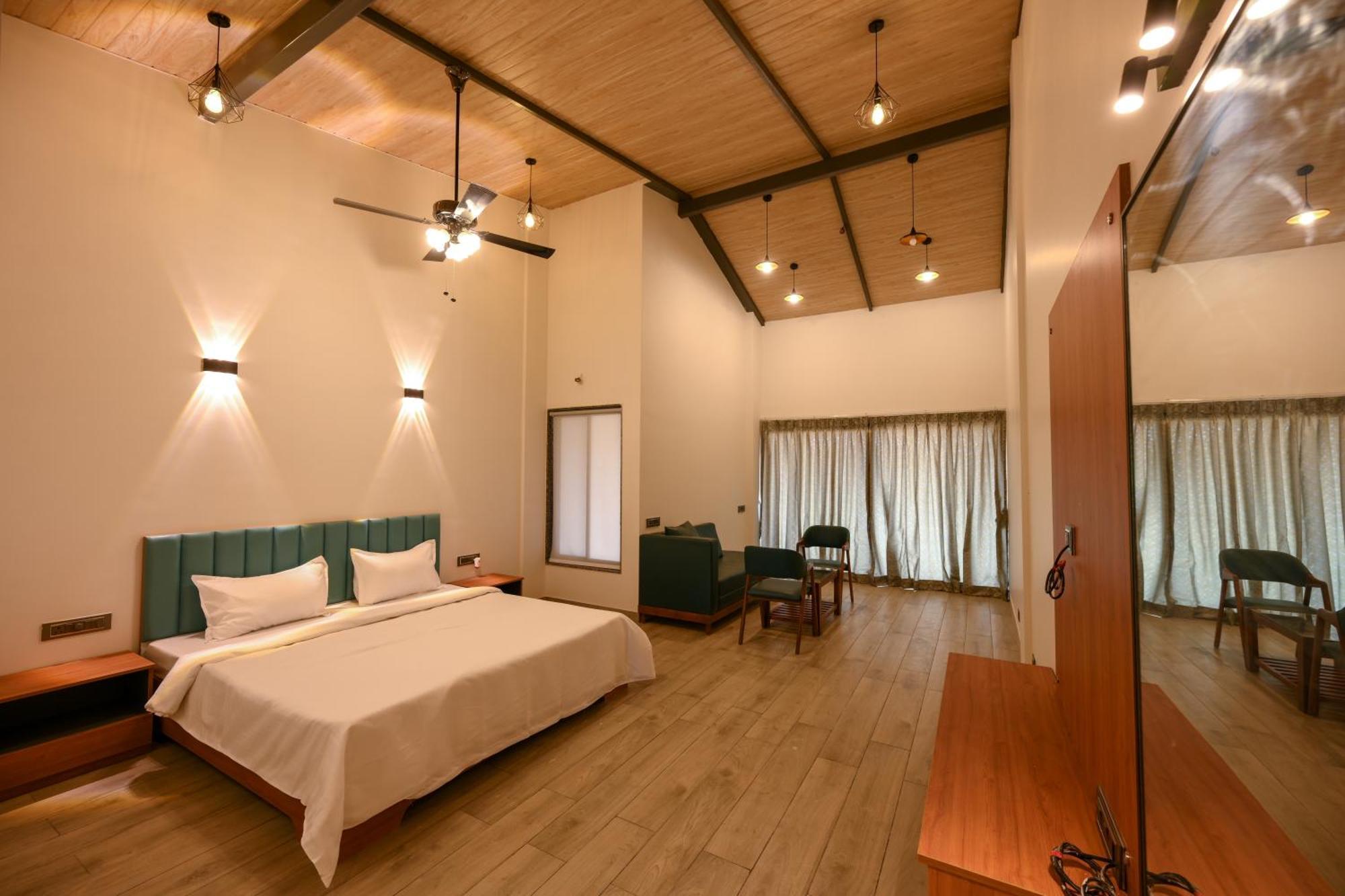 E&G Green Courts Resort At Koroli Hill Station Nashik Εξωτερικό φωτογραφία
